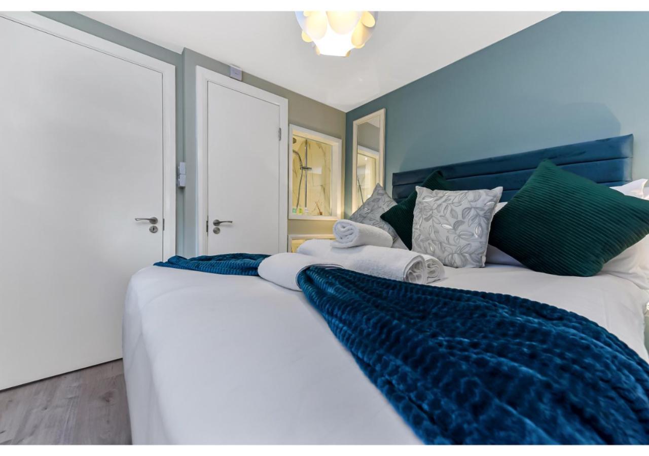 Great 4br House Appartement Londen